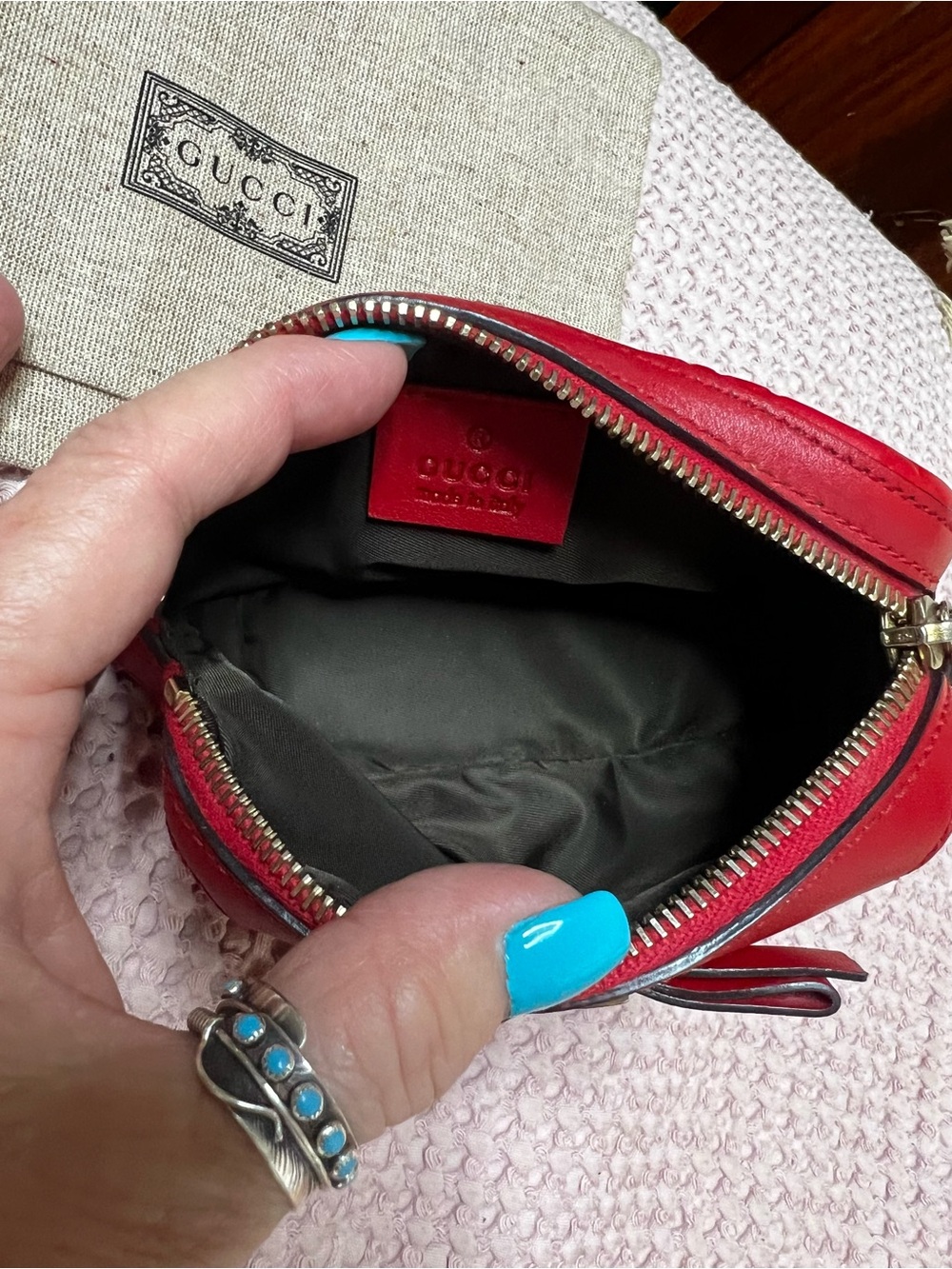 Gucci Guccissima Red Leather Bow Cosmetic Pouch 282642 - Picture 4 of 11